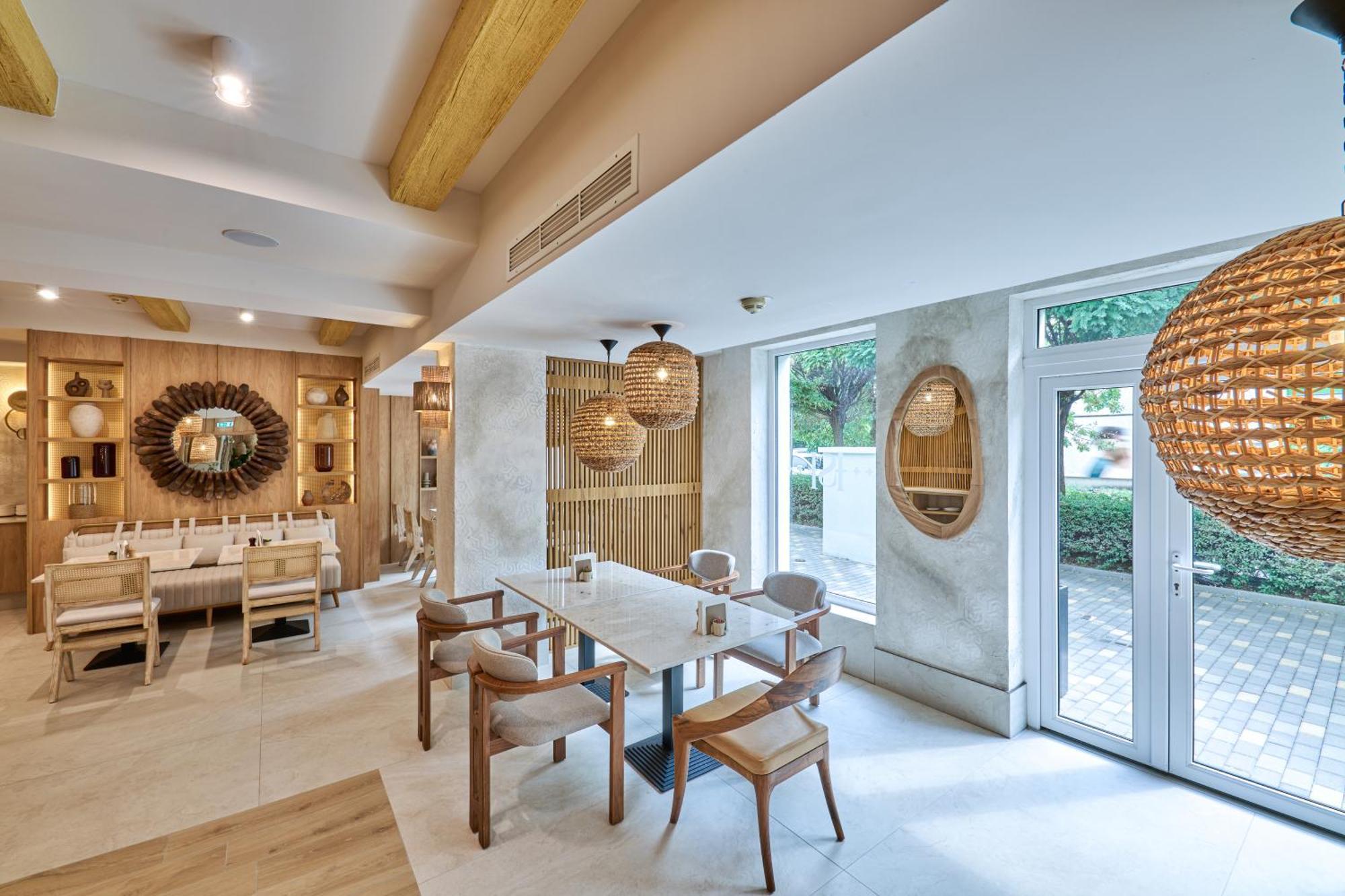 Hotel Serenity Тимишоара Экстерьер фото