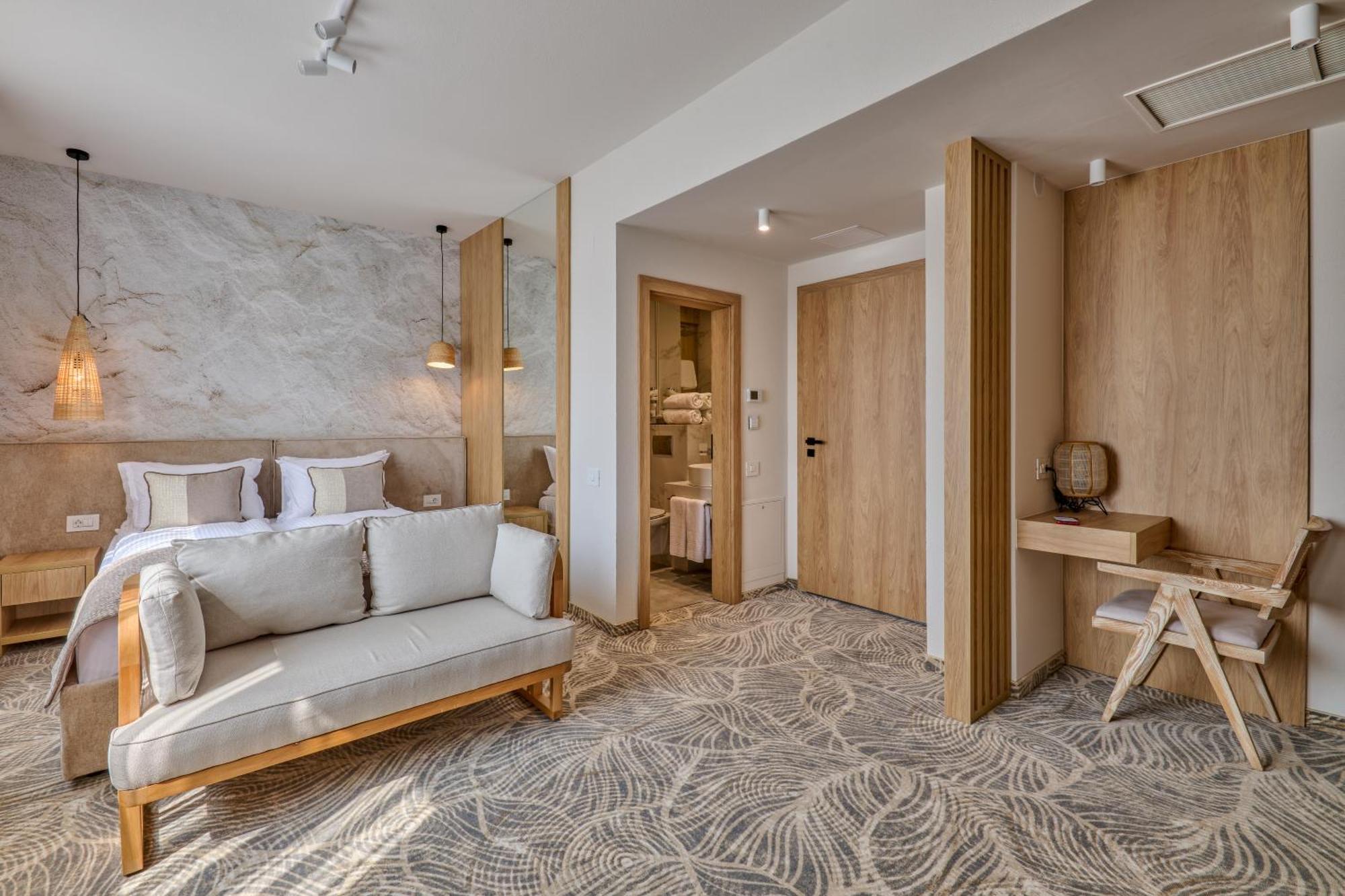 Hotel Serenity Тимишоара Экстерьер фото
