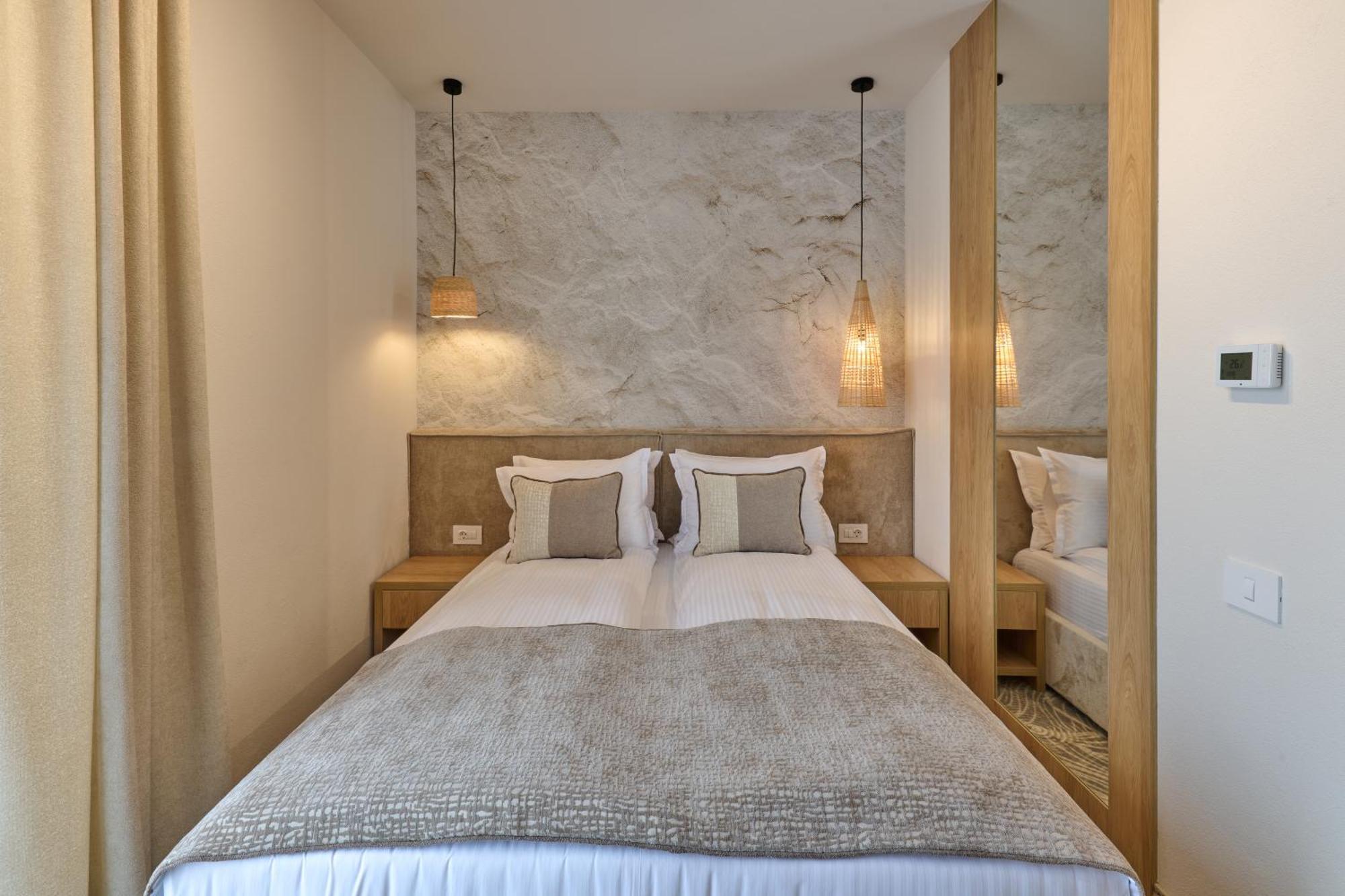 Hotel Serenity Тимишоара Экстерьер фото